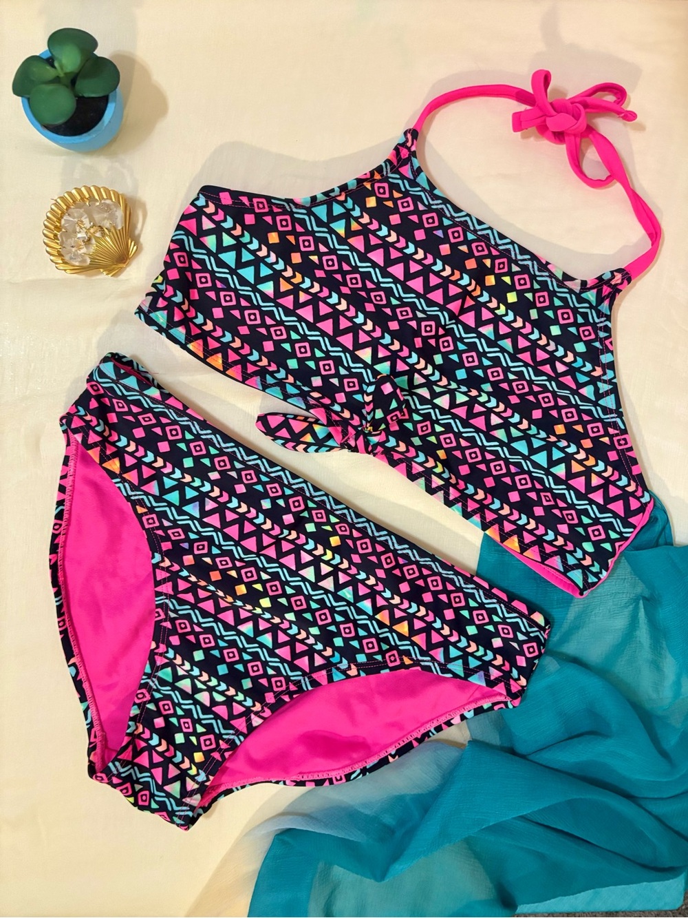 SO Geometric High‑Neck Bikini – Girls Size 16